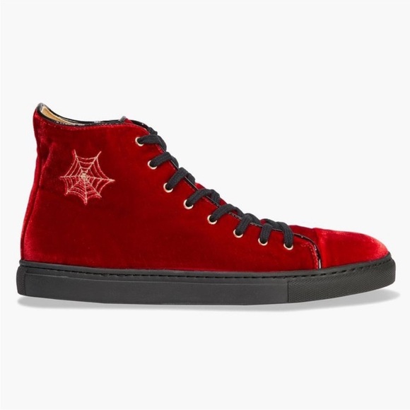 🐾✨ CHARLOTTE OLYMPIA “Purrfect” Red Velvet High-Top Sneakers – Size 8.5 ✨🐾 - Picture 3 of 10